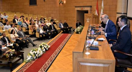 وزير الطيران المدنى