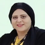 عقارب الساعة.. رحلة البحث عن نهار لا ينتهي